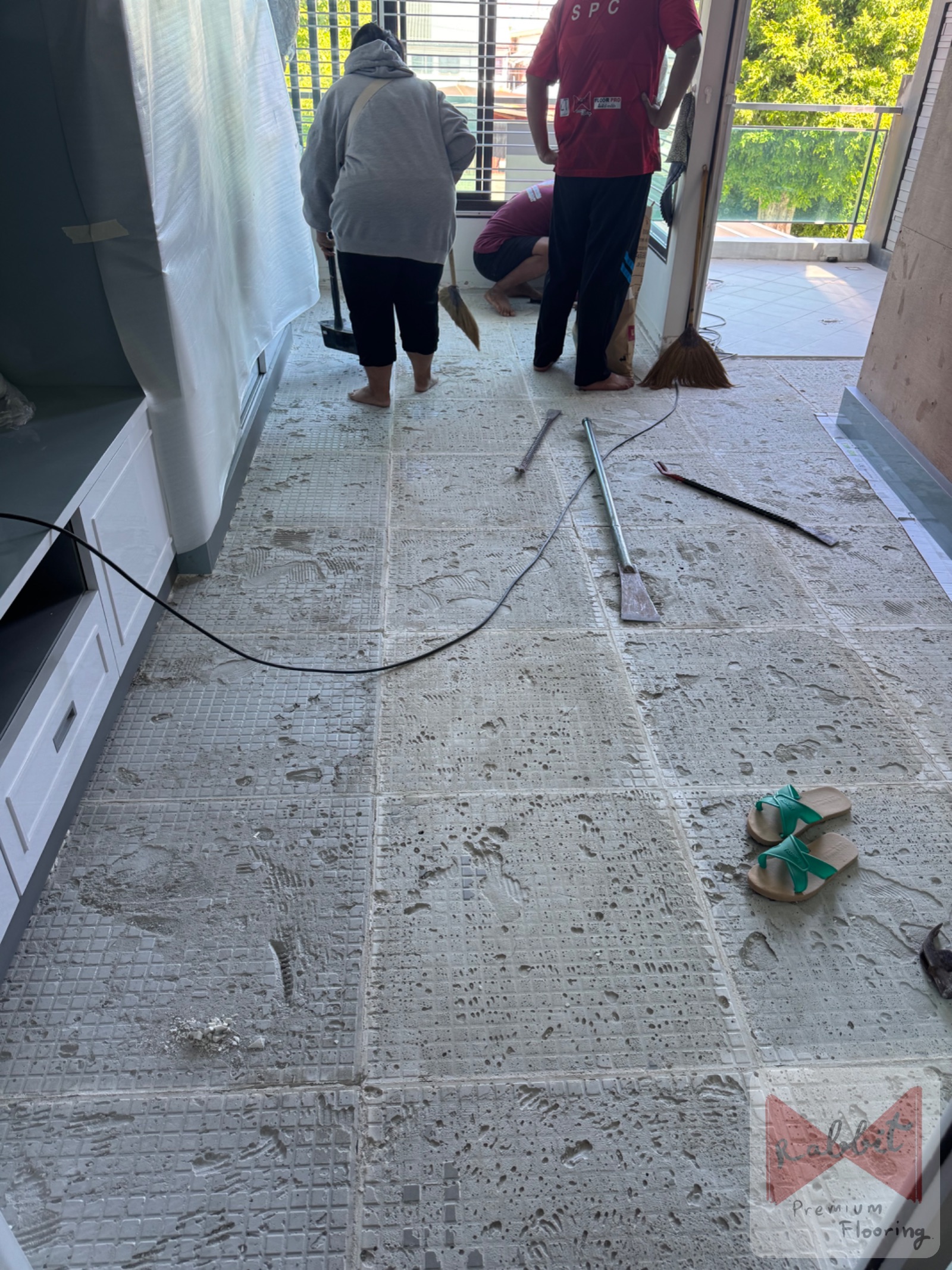 Job-area งานปรับพื้นแบบเทปูนไหล(3-5mm)