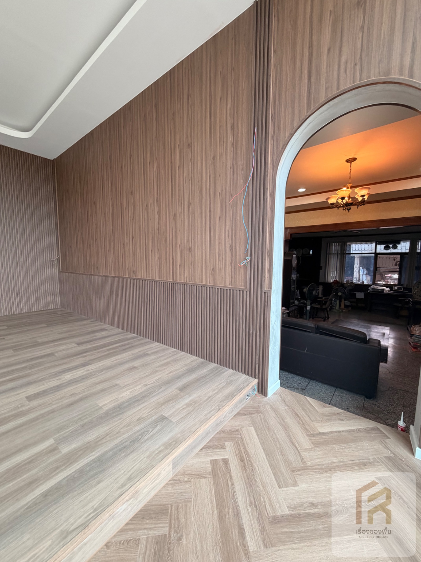 Wallpanel แผ่นผนัง ล็อควู๊ดน้ำตาลเข้ม